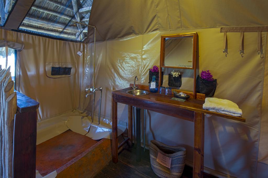 Rhotia Valley Tented Lodge And Children'S Home Huyện Huyện Karatu Ngoại thất bức ảnh